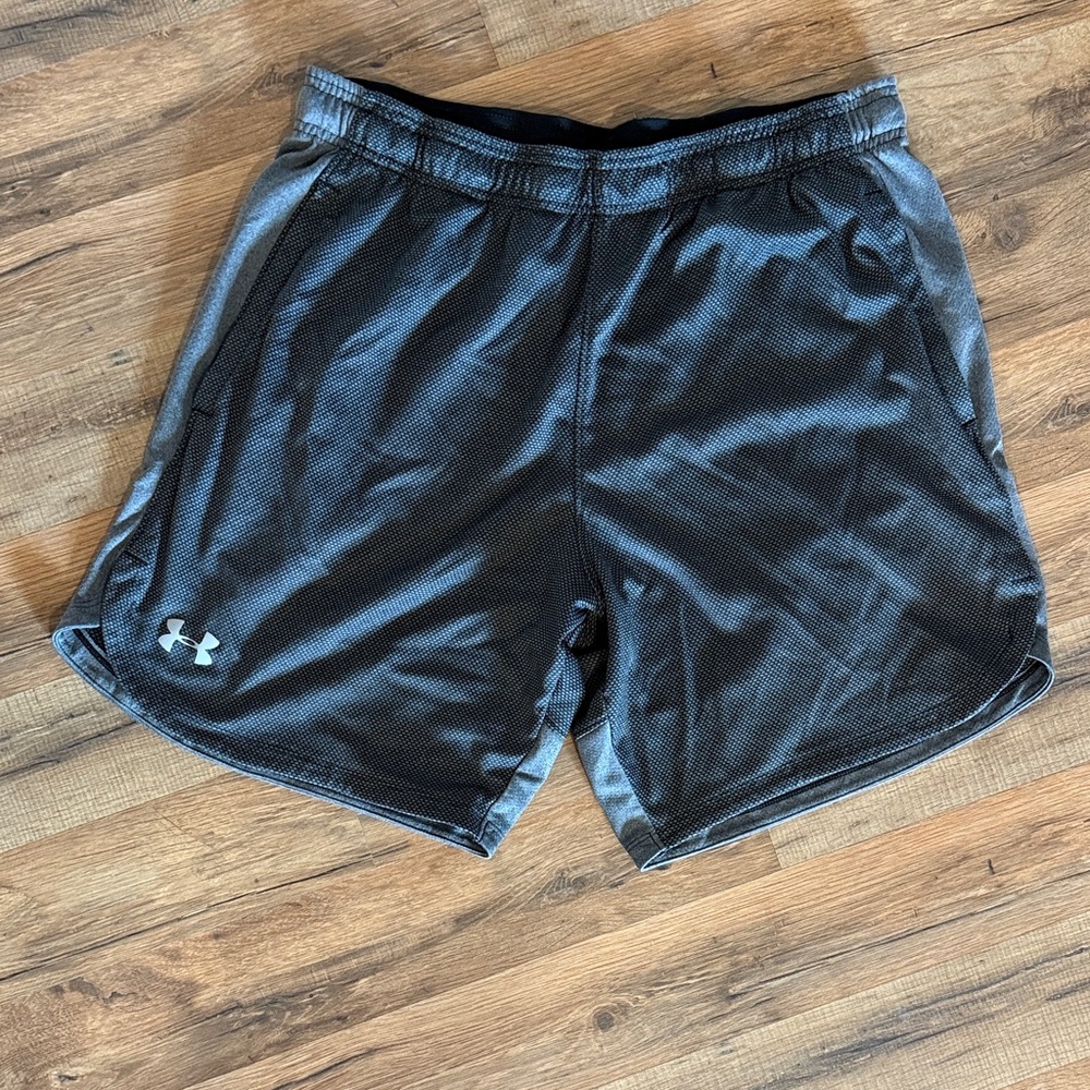 Under Armour Men's Charcoal Gray Athletic Shorts